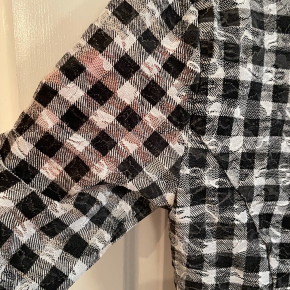 Maeve lace overlay black and white dress - Picture 4 of 6